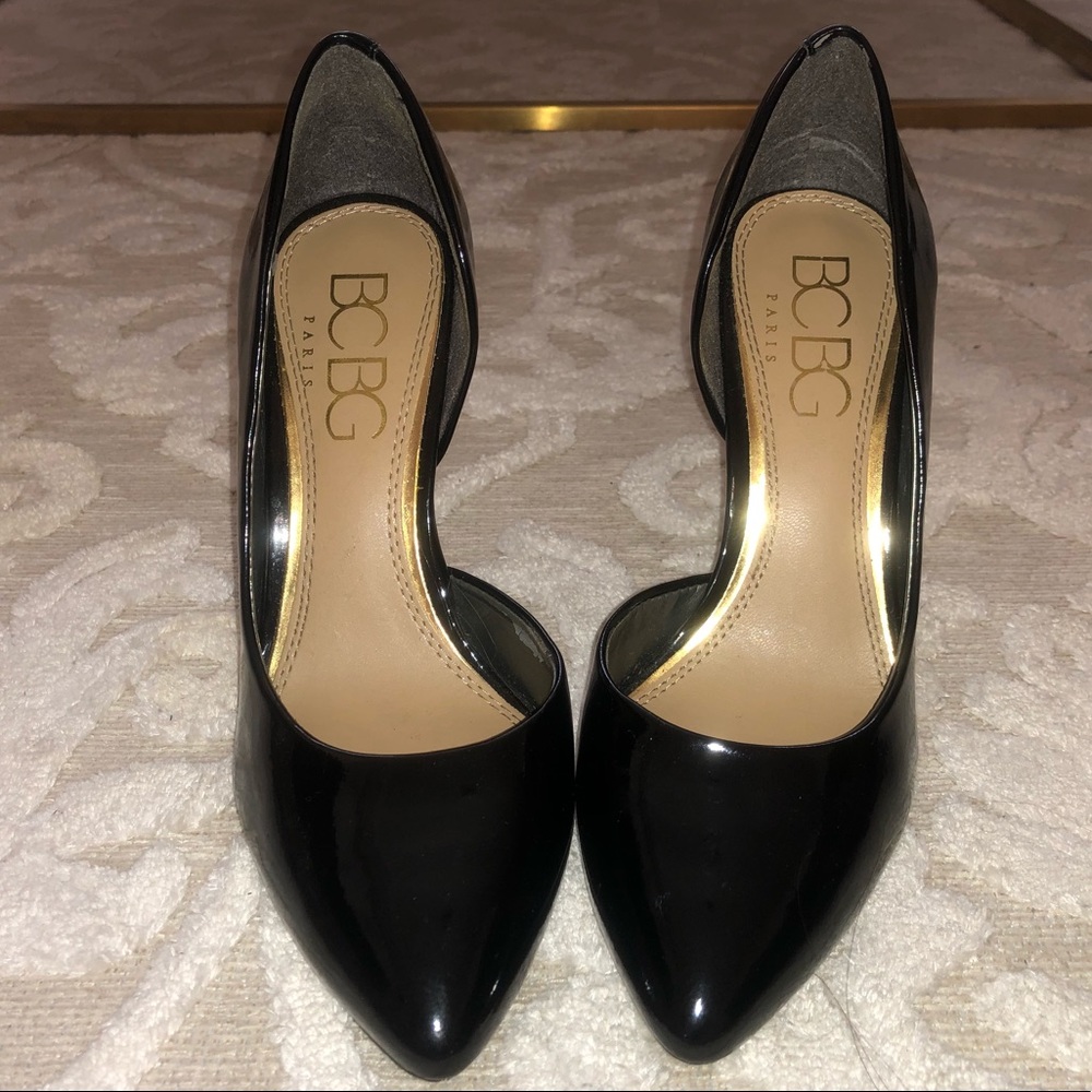 BCBG black pumps